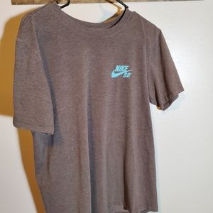 Essential Nike SB Tshirt M